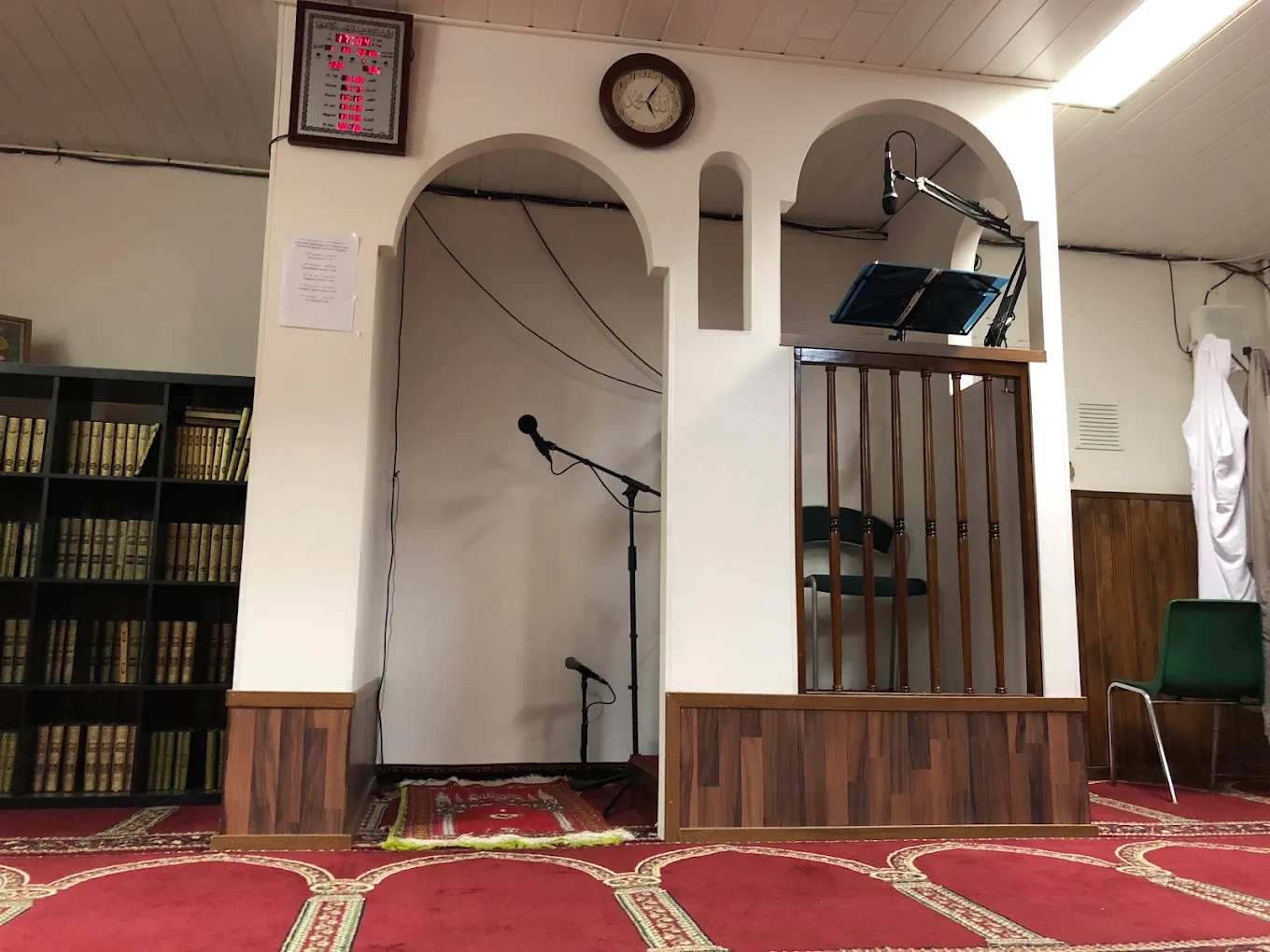 Imaamin mihrab ja minbar
